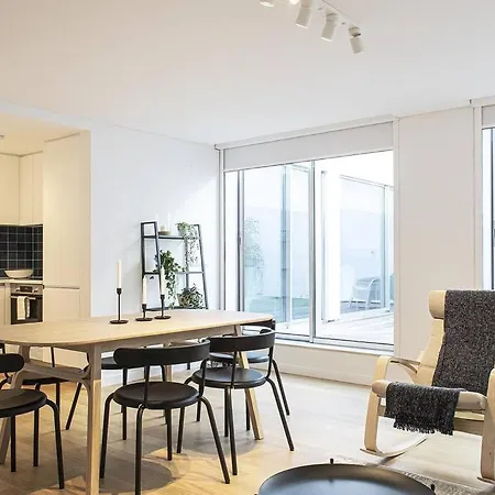 Saldanha Spacious With Ac Terrace And Garage * Lisboa