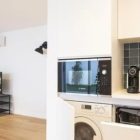 Saldanha Spacious With Ac Terrace And Garage Lisbon