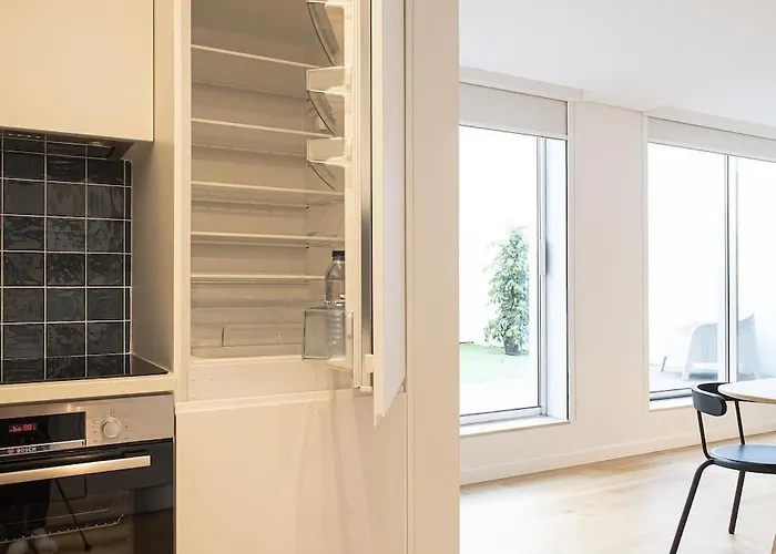 Saldanha Spacious With Ac Terrace And Garage Lisbon