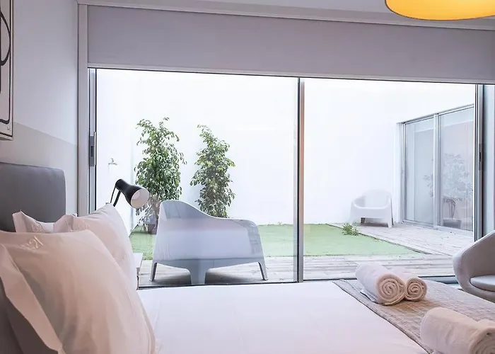 Saldanha Spacious With Ac Terrace And Garage Apartment *